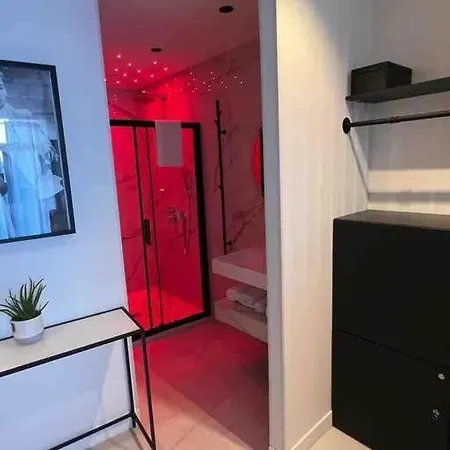 Suite Luxe Jacuzzi Cannes Exterior photo